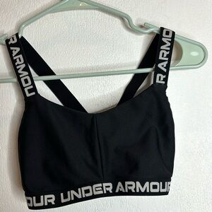 Under Armour black sports bra size small